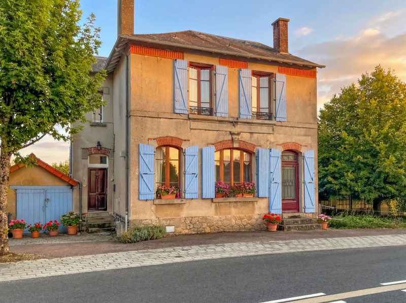 Propriété à vendre à Val-d'Oire-et-Gartempe, Haute-Vienne - 143 880 €