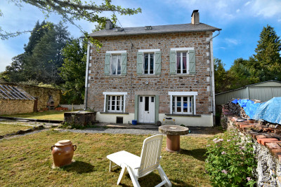 Maison à vendre à Saint-Setiers, Corrèze, Limousin, avec Leggett Immobilier