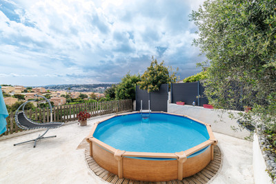 French property for sale in Nice, Alpes-Maritimes - €640,000 - photo 2