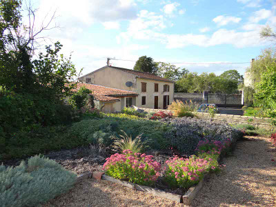 French property for sale in Berrie, Vienne - €179,950 - photo 7