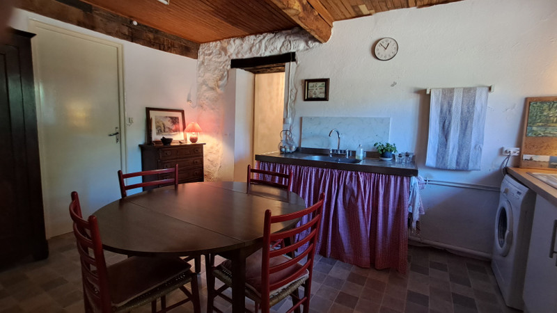 French property for sale in La Tour-Blanche-Cercles, Dordogne - €194,999 - photo 2