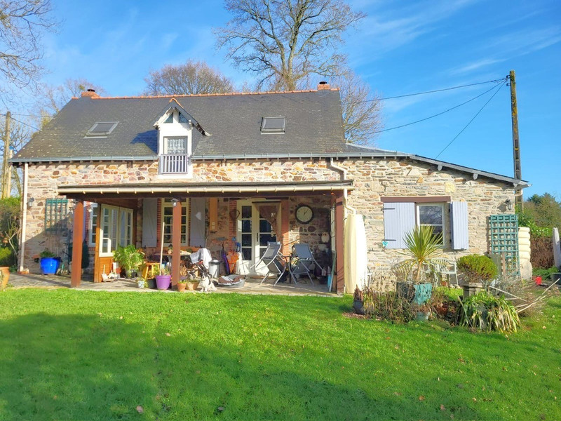 French property for sale in Missiriac, Morbihan - €224,700 - photo 1
