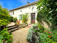 Propriété à vendre à Bellon, Charente - 162 000 € - photo n°1