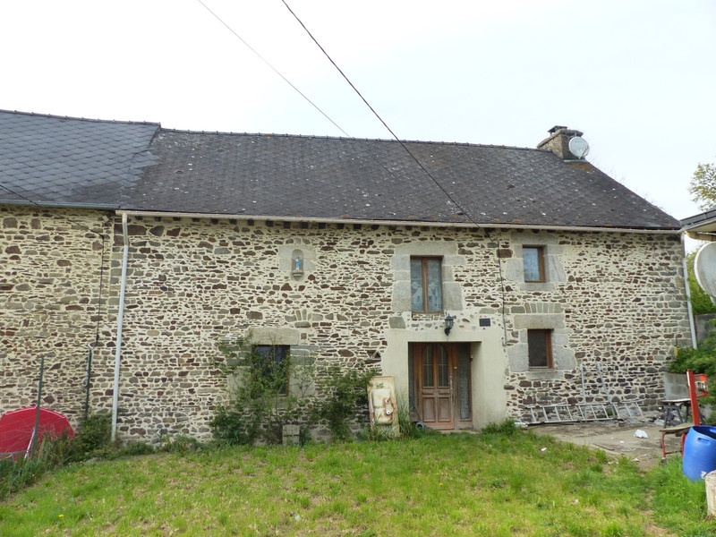 French property for sale in Saint-Malo-des-Trois-Fontaines, Morbihan - €93,500 - photo 4