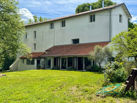Propriété à vendre à Castelsarrasin, Tarn-et-Garonne - 270 835 € - photo n°1