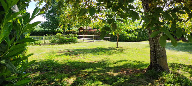 French property for sale in Lorigné, Deux-Sèvres - €445,000 - photo 3
