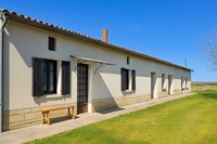 Maison à vendre à La Faye, Charente - 102.300 € - photo 1