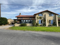 Chalet à vendre à Manot, Charente - 205.200 € - photo 2