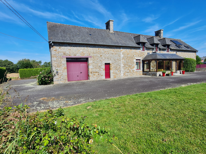 French property for sale in Lécousse, Ille-et-Vilaine - €472,500 - photo 2