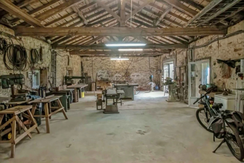 French property for sale in Millac, Vienne - €299,000 - photo 4