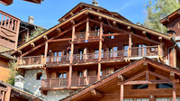 Chalet à vendre à Sainte-Foy-Tarentaise, Savoie - 1.845.000 € - photo 1