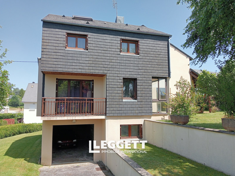 Maison 16 pièce(s), ÉGLETONS