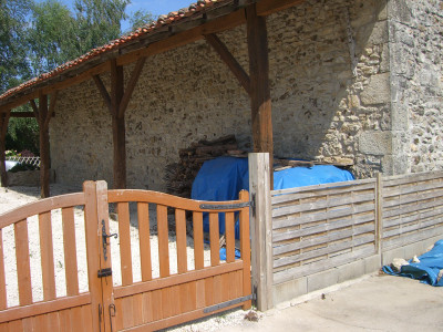 French property for sale in Saint-Laurent-de-Céris, Charente - €99,000 - photo 12