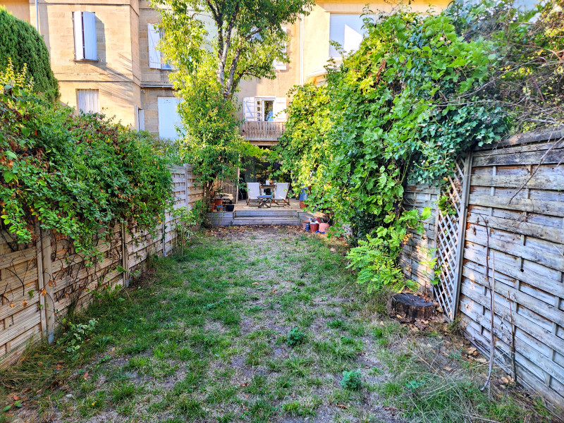 French property for sale in Bordeaux, Gironde - €519,000 - photo 2