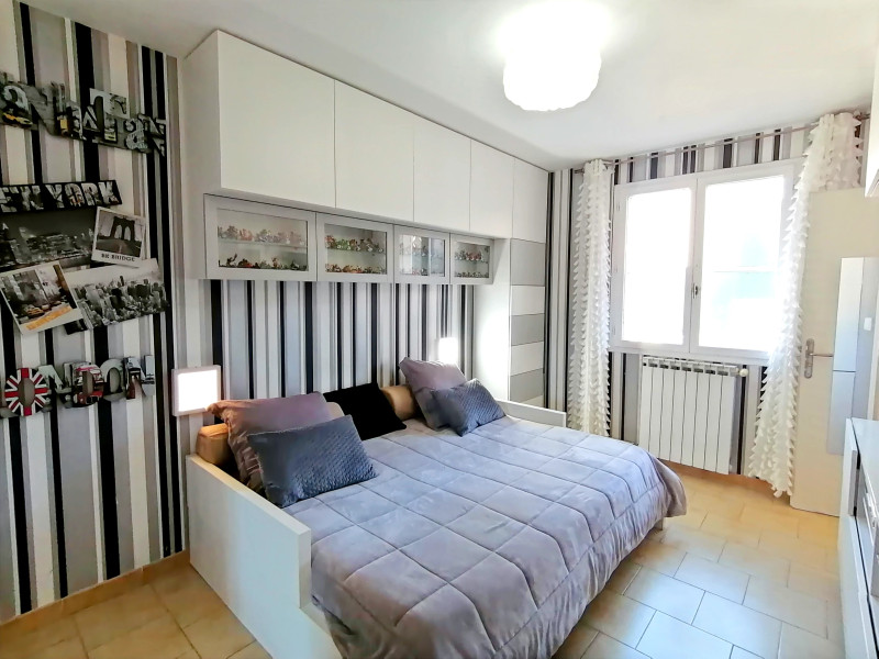 French property for sale in Carnoux-en-Provence, Bouches-du-Rhône - €660,000 - photo 5