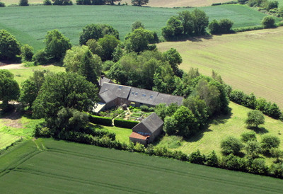 Maison à vendre à Charchigné, Mayenne, Pays de la Loire, avec Leggett Immobilier