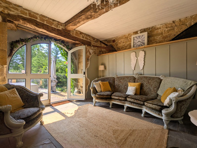 French property for sale in Nanthiat, Dordogne - €370,000 - photo 5