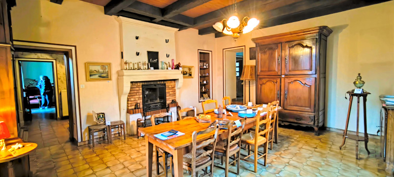 French property for sale in Barbezieux-Saint-Hilaire, Charente - €214,000 - photo 3