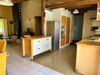 Maison à vendre à Ronsenac, Charente - 371.000 € - photo 3