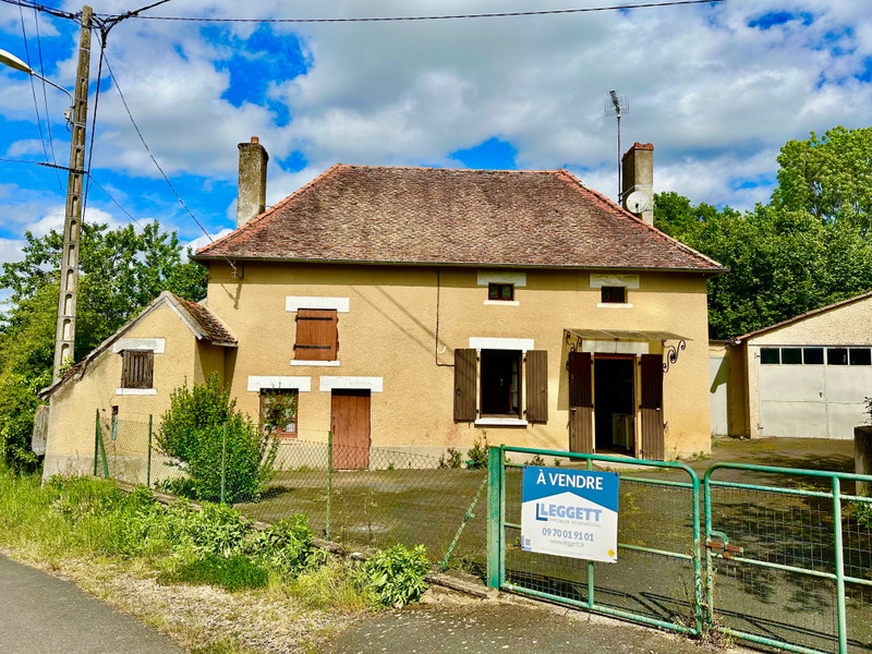 French property for sale in Coulonges, Vienne - €66,600 - photo 0