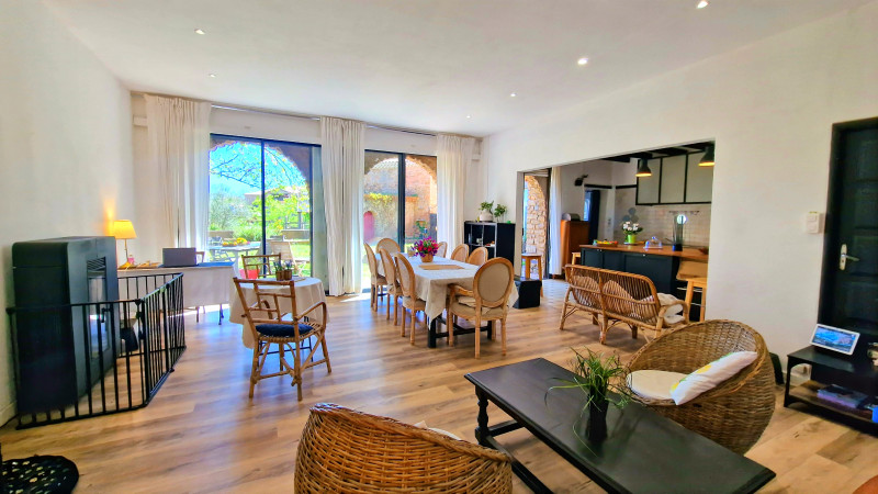 French property for sale in Moux, Aude - €450,000 - photo 2