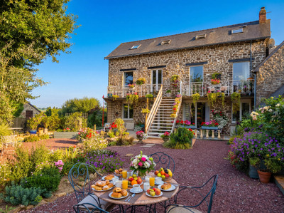 house for sale in Mayenne