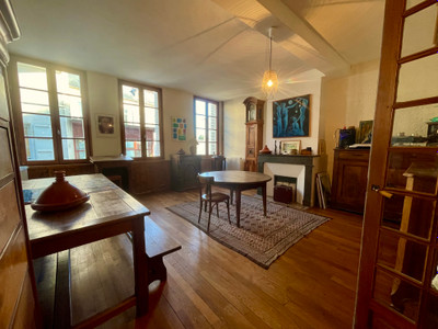 French property for sale in Barbezieux-Saint-Hilaire, Charente - €397,500 - photo 5