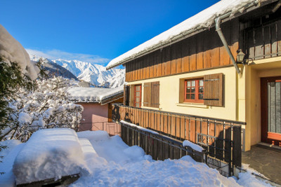 Ski property for sale in Saint Martin de Belleville - €1,685,000 - photo 0