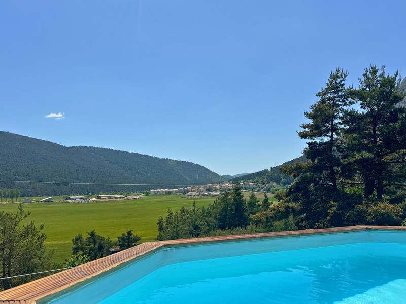 French property for sale in Caille, Alpes-Maritimes - €285,000 - photo 3
