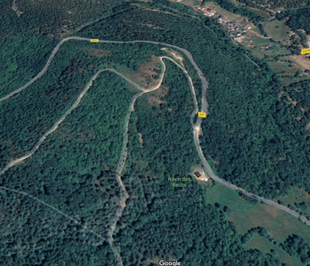 Terrain à vendre à Escaro, Pyrénées-Orientales, Languedoc-Roussillon, avec Leggett Immobilier