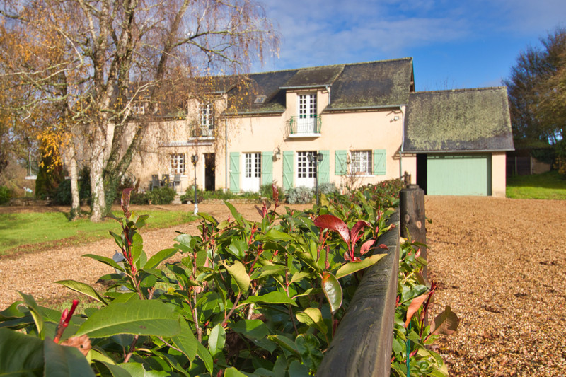 Propriété à vendre à Sablé-sur-Sarthe, Sarthe - 450 500 €