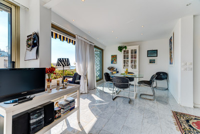 French property for sale in Nice, Alpes-Maritimes - €1,390,000 - photo 4