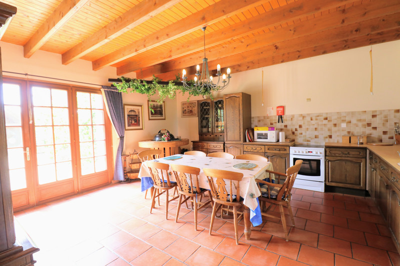 House for sale in SaintClet Côtesd'Armor Near PONTRIEUX, superb 6