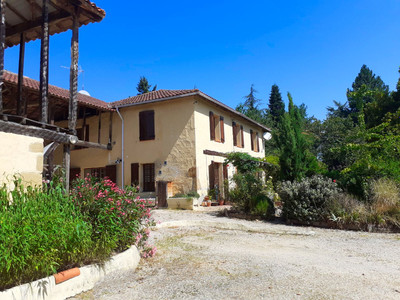 Maison à vendre à Monléon-Magnoac, Hautes-Pyrénées, Midi-Pyrénées, avec Leggett Immobilier