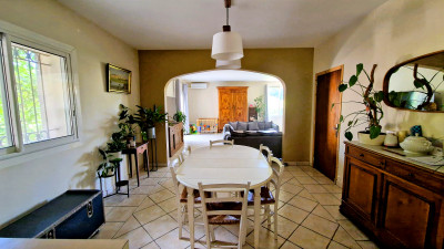 French property for sale in Avignon, Vaucluse - €798,000 - photo 1