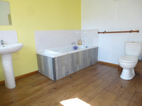 Maison à vendre à Saint-Léger-Bridereix, Creuse - 37.600 € - photo 12
