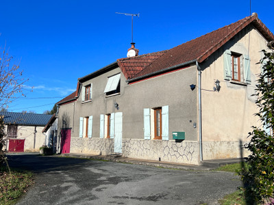 Maison à vendre à Nouzerines, Creuse, Limousin, avec Leggett Immobilier