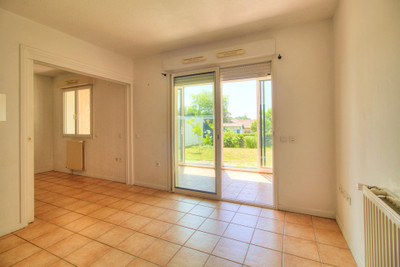 French property for sale in Tarnos, Landes - €249,000 - photo 3