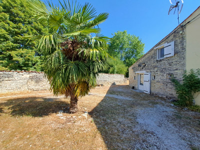 house for sale in Deux-Sèvres