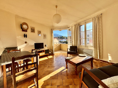 French property for sale in Prades, Pyrénées-Orientales - €75,000 - photo 1