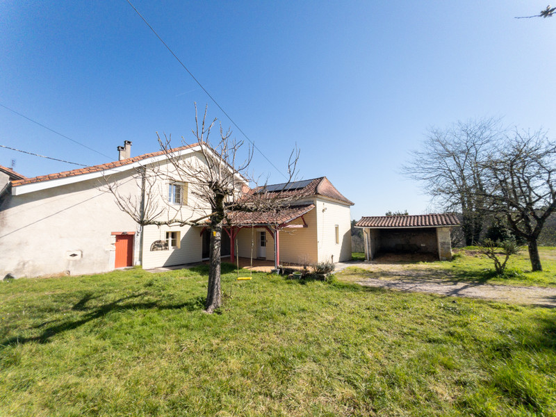 Propriété à vendre à Bertric-Burée, Dordogne - 223 000 €