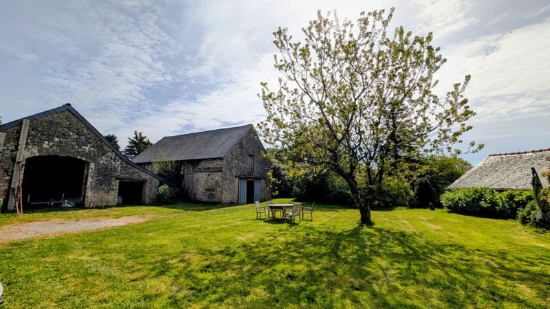 French property for sale in Langonnet, Morbihan - €551,200 - photo 11