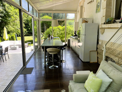 French property for sale in Ruffec, Charente - €525,000 - photo 3