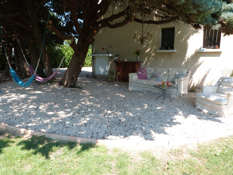 French property for sale in Sainte-Tulle, Alpes-de-Hautes-Provence - &#8364;425,000 - photo 4