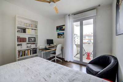 French property for sale in Nice, Alpes-Maritimes - €620,000 - photo 6