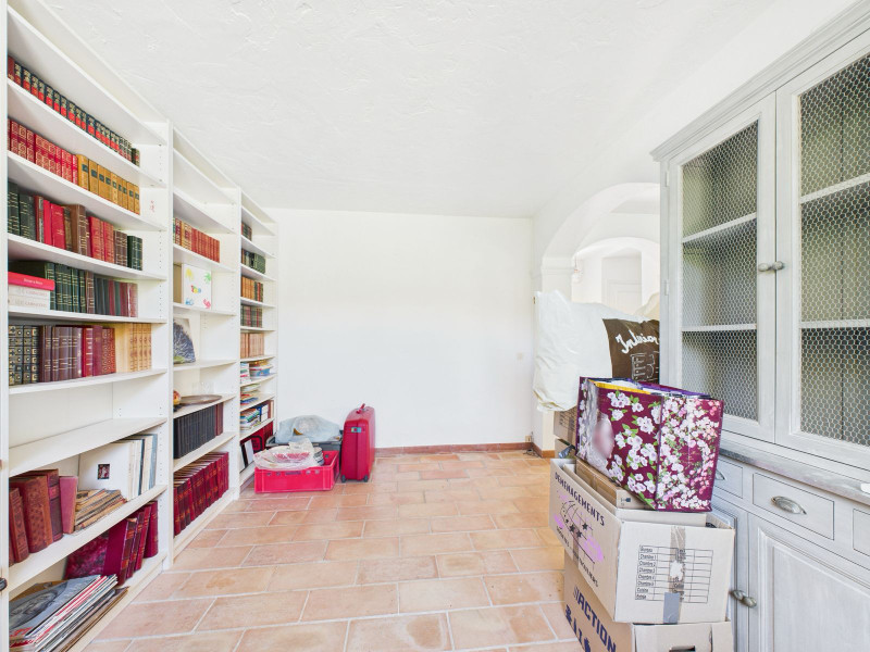 French property for sale in Le Rouret, Alpes-Maritimes - €779,000 - photo 6