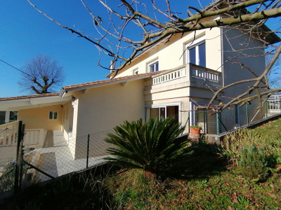 Maison à vendre à Saint-Étienne-de-Lisse, Gironde, Aquitaine, avec Leggett Immobilier