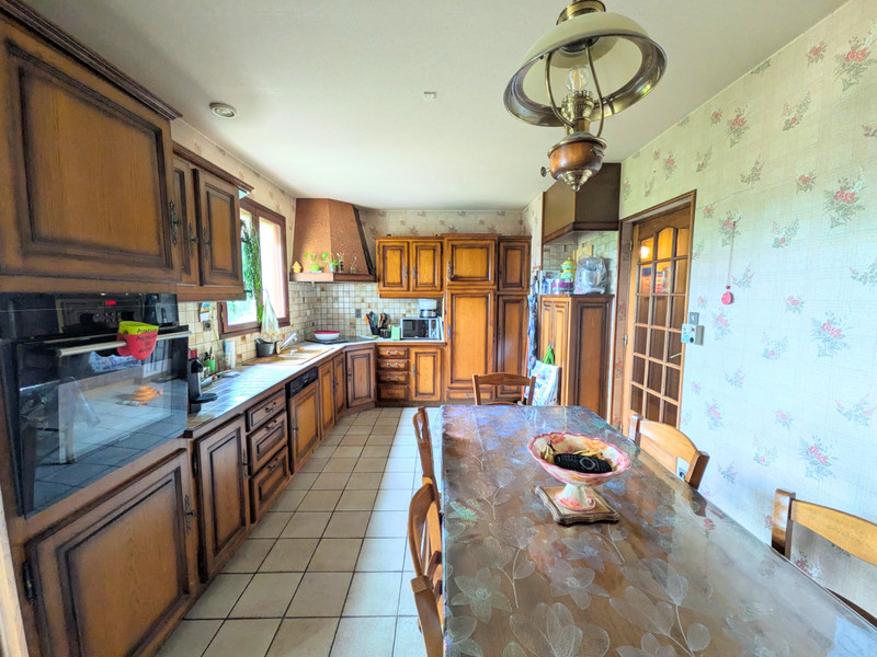 French property for sale in Lubersac, Corrèze - €237,000 - photo 4