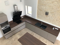 Propriété à vendre à Les Pins, Charente - 330 000 € - photo n°3