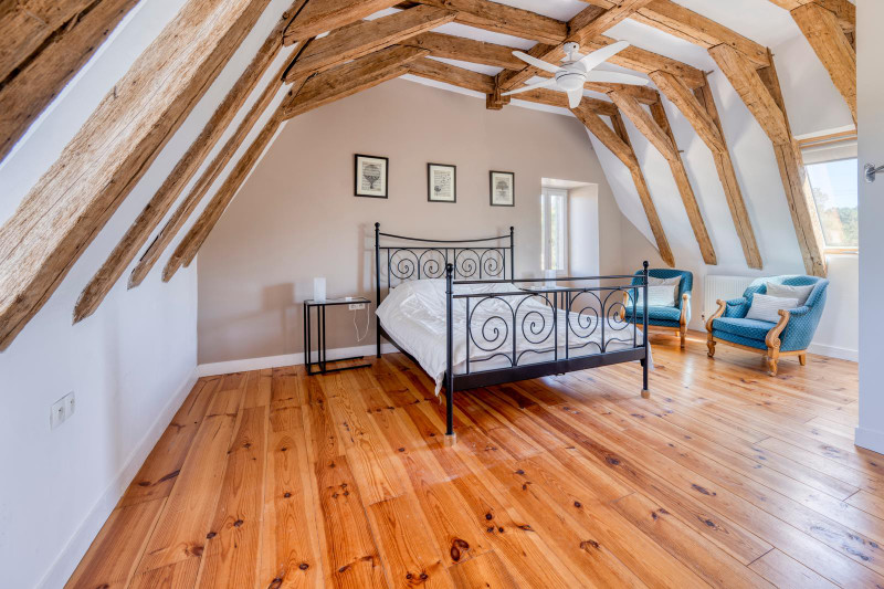 French property for sale in Saint-Méard-de-Gurçon, Dordogne - €895,000 - photo 4